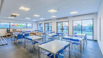 Café da manhã continental grátis nos fins de semana