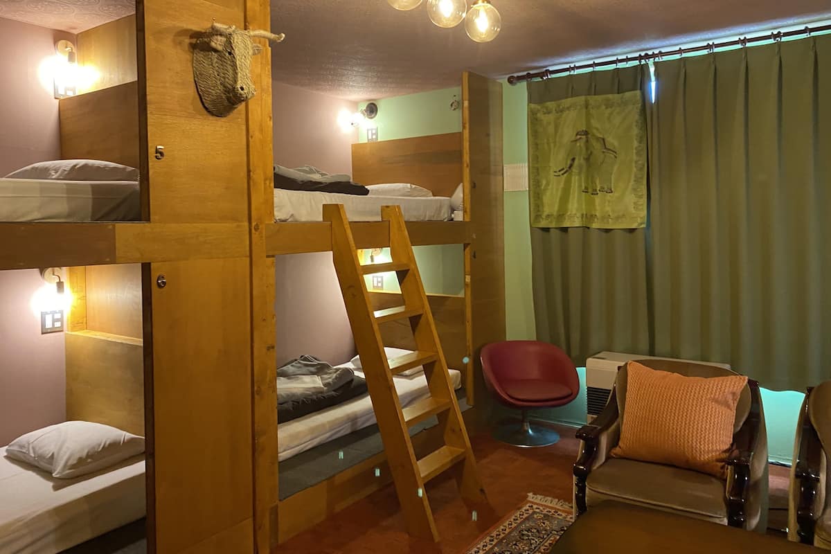 208 Room for 6 People, Sea View | In-room safe, free WiFi, bed sheets