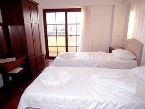 Villa | 4 chambres, coffres-forts dans les chambres, Wi-Fi gratuit