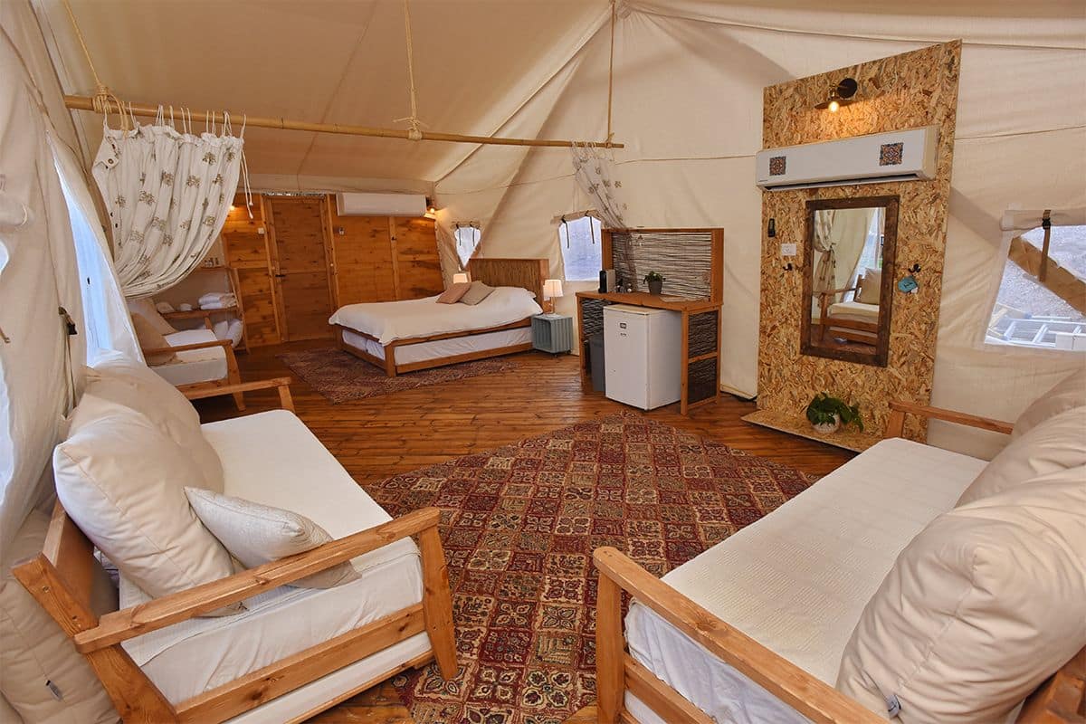 Luxury-Zelt, Whirlpool, Bergblick (Jacuzzi) | BettwÀsche aus Àgyptischer Baumwolle, hochwertige Bettwaren