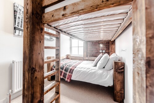 Home At The Mill 5