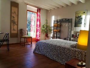 Décoration personnalisée, ameublement personnalisé, rideaux occultants