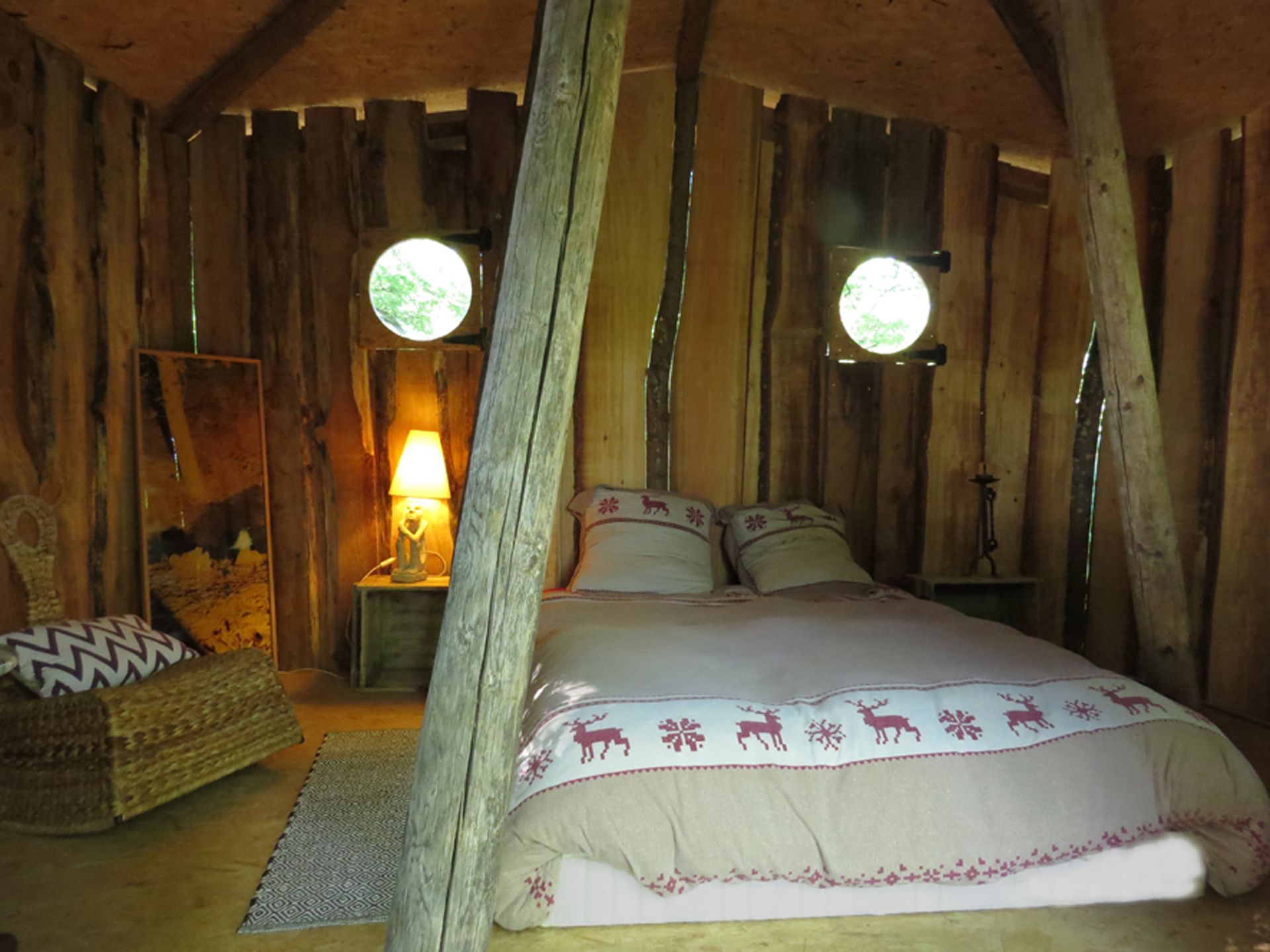 Tree House, 1 Double Bed, Non Smoking | Individually decorated, individually furnished, blackout curtains