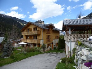Esterni