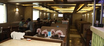 Hotel Anantha Executive Suites