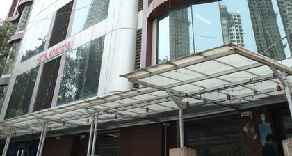 Hotel Anantha Executive Suites