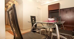 Apartment | In-room dining