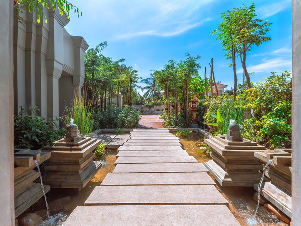 Pintu masuk interior