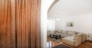 Appartement | Coin séjour | Télévision LCD de 42 pouces avec chaînes numériques, télévision