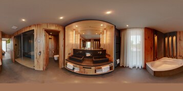 Suite | Bathroom amenities | Towels