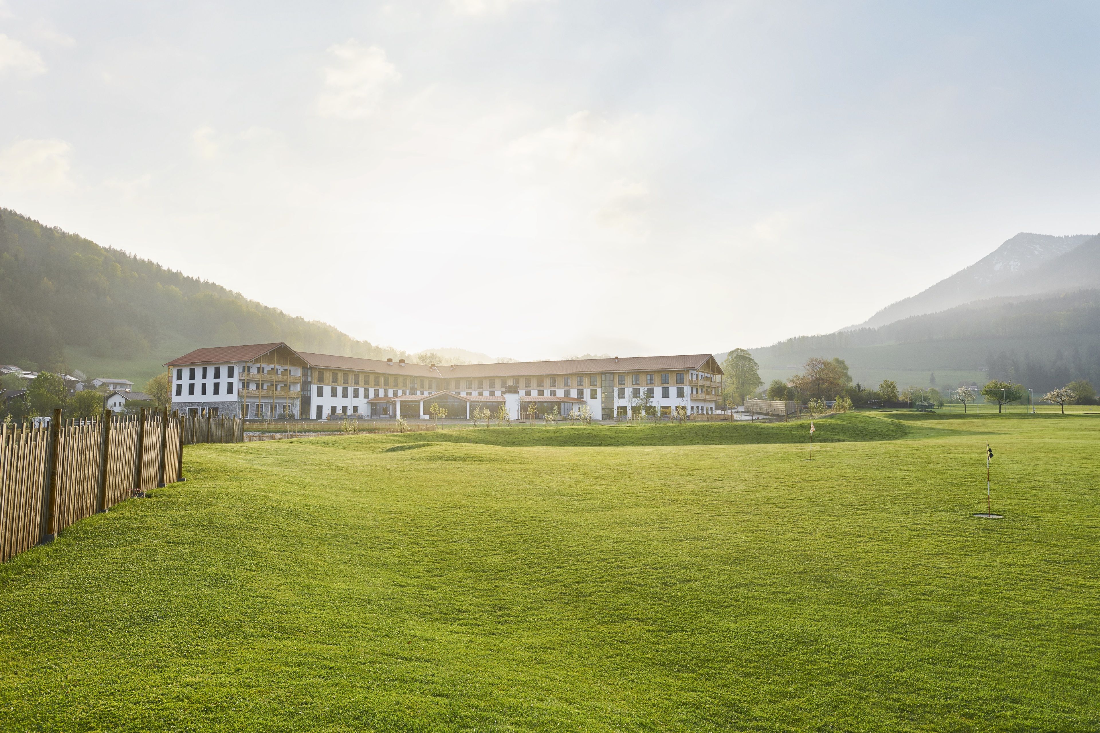 suite, mountain view | mountain view