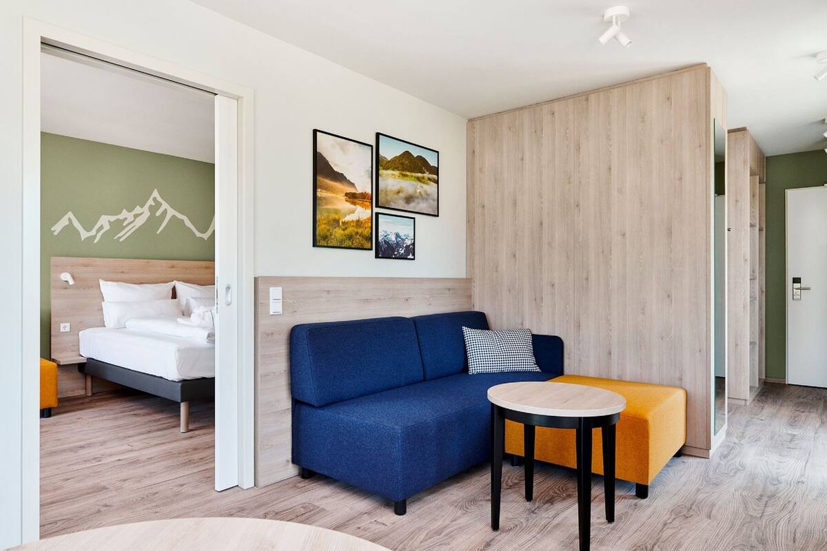 suite, mountain view | living area | 50-inch led tv with satellite channels, tv