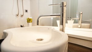 Apart Daire | Banyo lavabosu