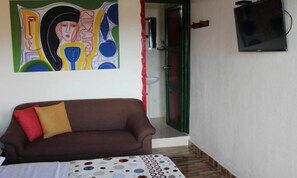 21-Zoll-LED-Fernseher mit Kabelempfang, Fernseher