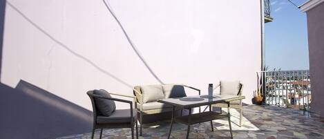 Apartment | Terrace/patio