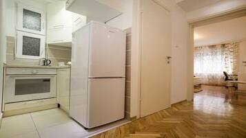 Apartamento, 1 quarto | Cozinha privada | Geladeira, fogão, cooktop, lava-louças