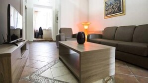 Appartement, 3 chambres | Salle de séjour