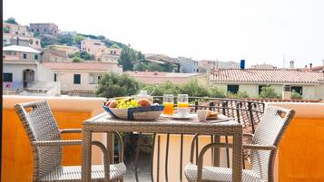Deluxe Triple Room, Balcony | Exterior