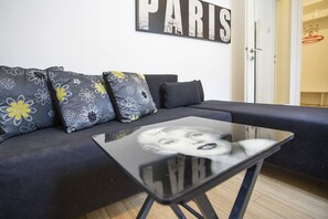 Apartment | Living area