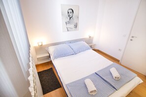 Apartment | Iron/ironing board, free cots/infant beds, rollaway beds, free WiFi - Apartment Tiffany (Belgrade)