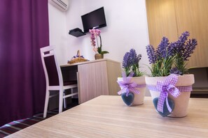 Double Room Single Use | 1 bedroom, desk, bed sheets - Hotel Villa Sandi (Cavle)