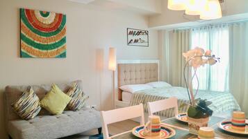 Blackout drapes, soundproofing, iron/ironing board, free WiFi