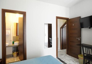 Desk, blackout curtains, soundproofing, free WiFi - B&B Le Vie D'Arte (Agrigento)