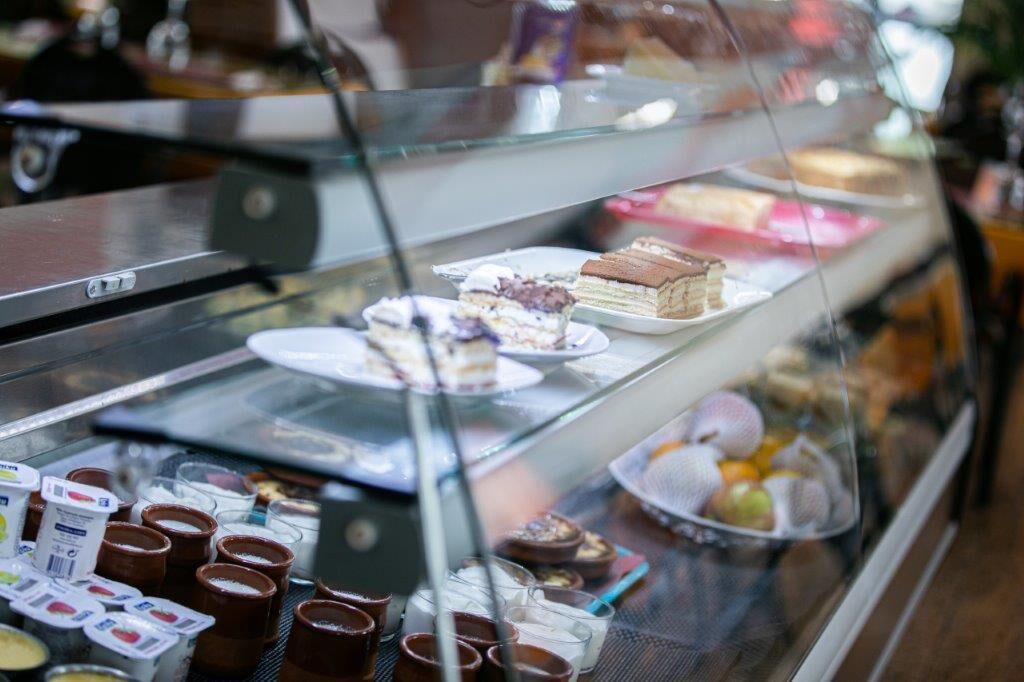 breakfast, lunch, dinner served; local cuisine