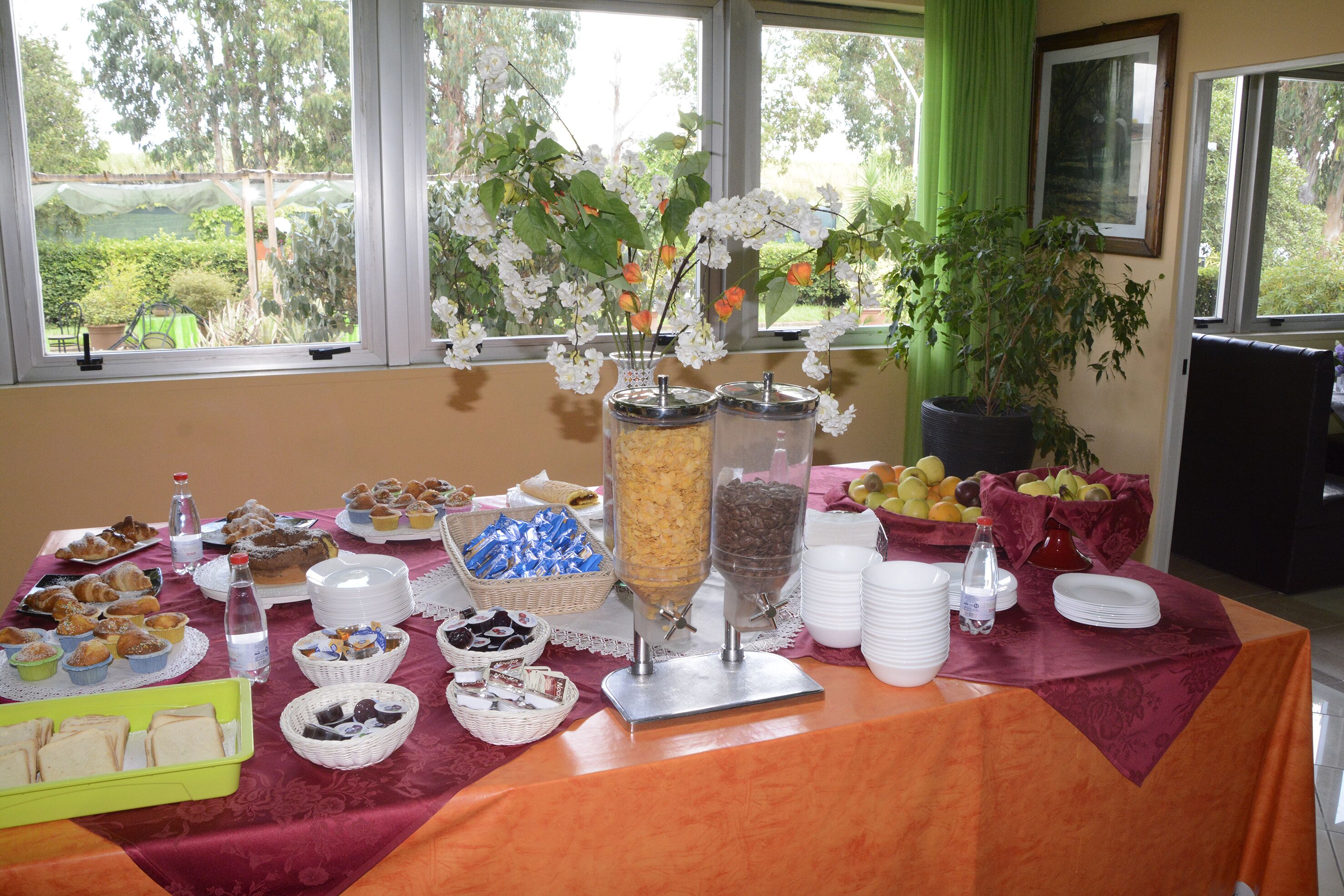 Tägliches inbegriffenes Frühstücksbuffet