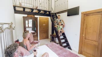 Superior-værelse til 4 personer | 1 soveværelse, premium-sengetøj, dundyner, skrivebord