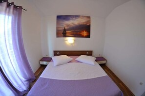 Apartamento família, 3 quartos (#2) | Camas extras/dobráveis (sobretaxa), Wi-Fi de cortesia, roupa de cama