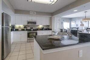 Fridge, microwave, oven, stovetop - Yacht Club Villas #1-1001B Fabulous Waterway Views in Barefoot Resort! (North Myrtle Beach)