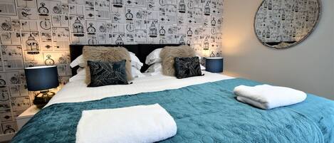 Egyptian cotton sheets, premium bedding, individually decorated