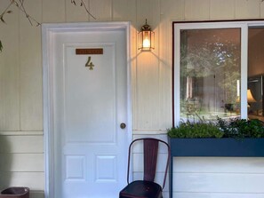 تفاصيل الفندق من الخارج