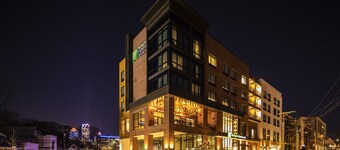 홀리데이 인 익스프레스 & 스위트 샬럿 - 사우스 엔드 바이 IHG