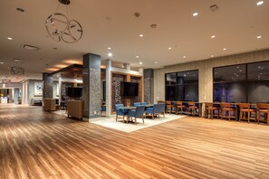 Free daily buffet breakfast - Holiday Inn Express & Suites Charlotte - South End by IHG (Charlotte)