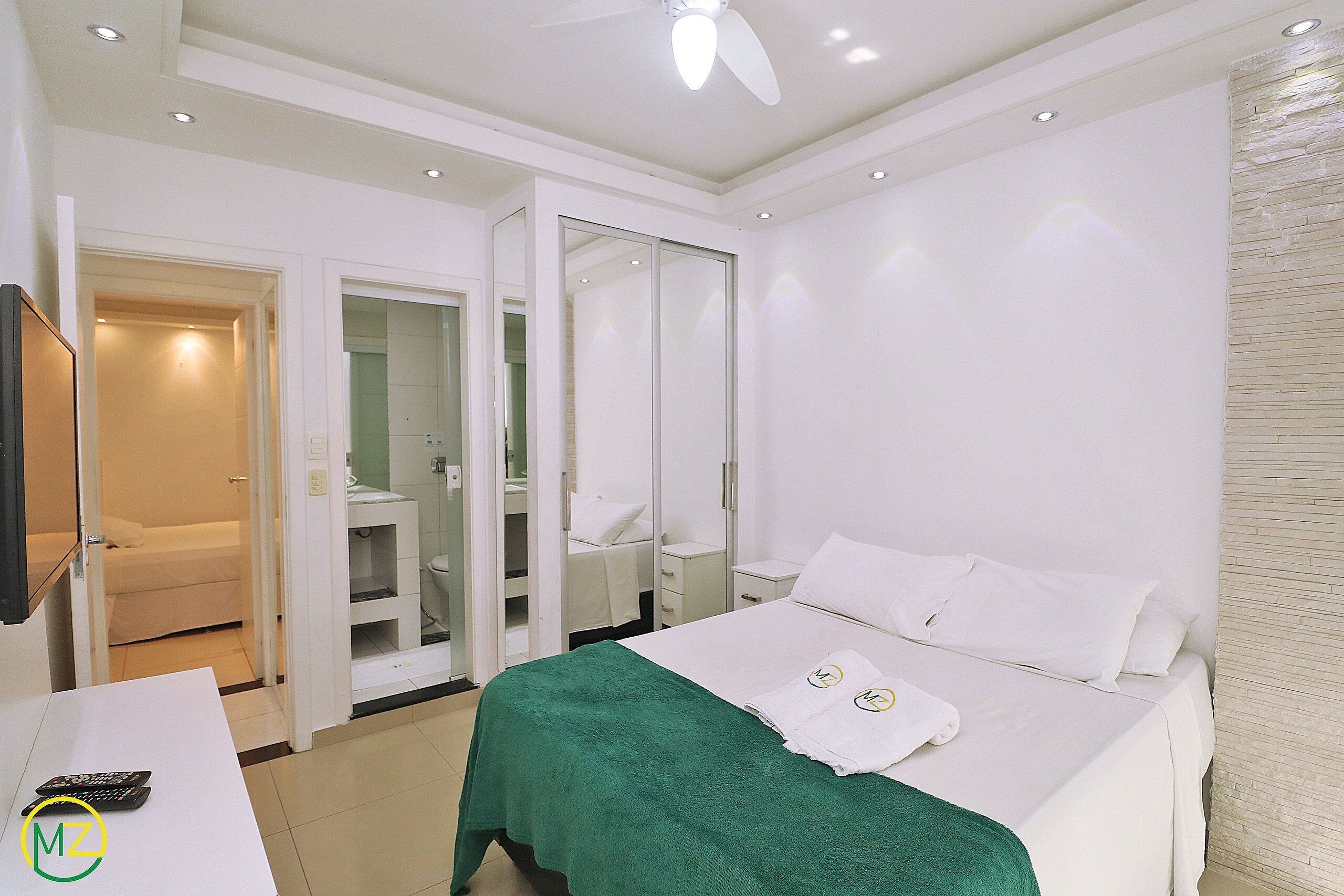 3 chambres, fer et planche à repasser, Internet gratuit, draps fournis