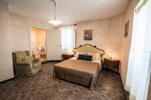 3 Schlafzimmer, Bügeleisen/Bügelbrett, WLAN, Bettwäsche