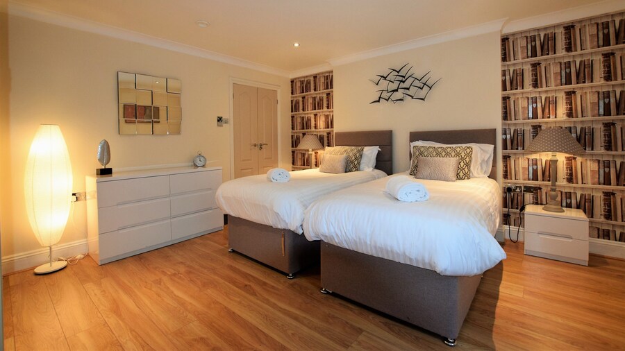 Meridian Place - yourapartment