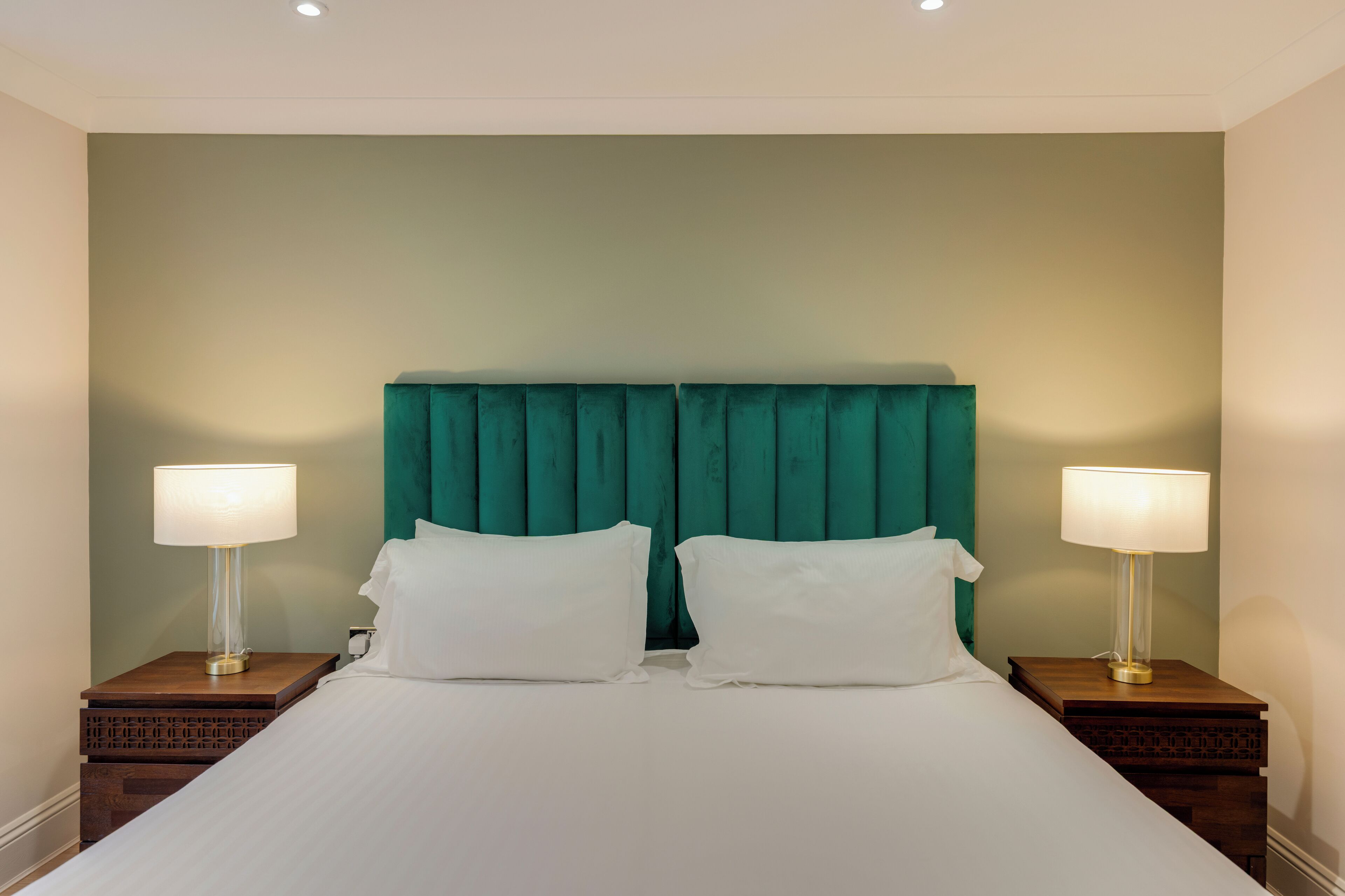 City Apartment, 3 Bedrooms | 3 bedrooms, individually decorated, individually furnished