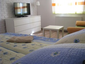 1 bedroom, iron/ironing board, WiFi, bed sheets - Comfortable&Quiet Apartment A in Gdańsk Oliwa (Gdansk)