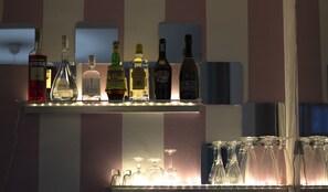 Bar (in der Unterkunft)