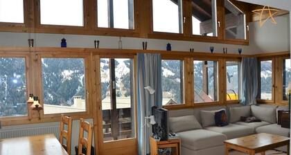 Outside : 4 rooms apartment with south balcony, for 5 people -Inside : approx. ? sqm, living with fi