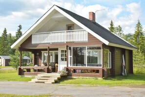 Lumo saunalla | Blackout drapes, soundproofing, iron/ironing board, free WiFi - Palojärven Lomakeskus (Rovaniemi)