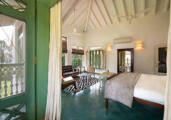 Mandovi Room | 1 bedroom, premium bedding, down comforters, in-room safe - The Postcard Velha (Panaji)