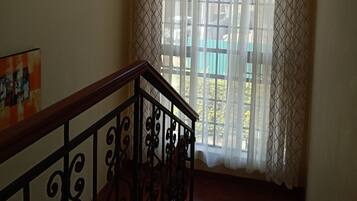 3 bedrooms, individually decorated, individually furnished, free WiFi
