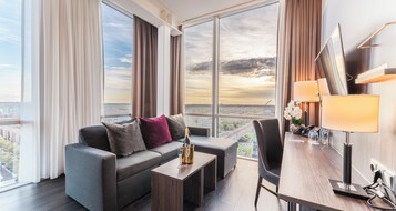 Comfort Apartment | Living area | Flat-screen TV