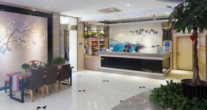 Mengpei Business Hotel