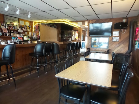 Bar (en la propiedad)