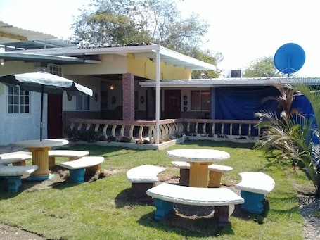 BBQ/picnic area